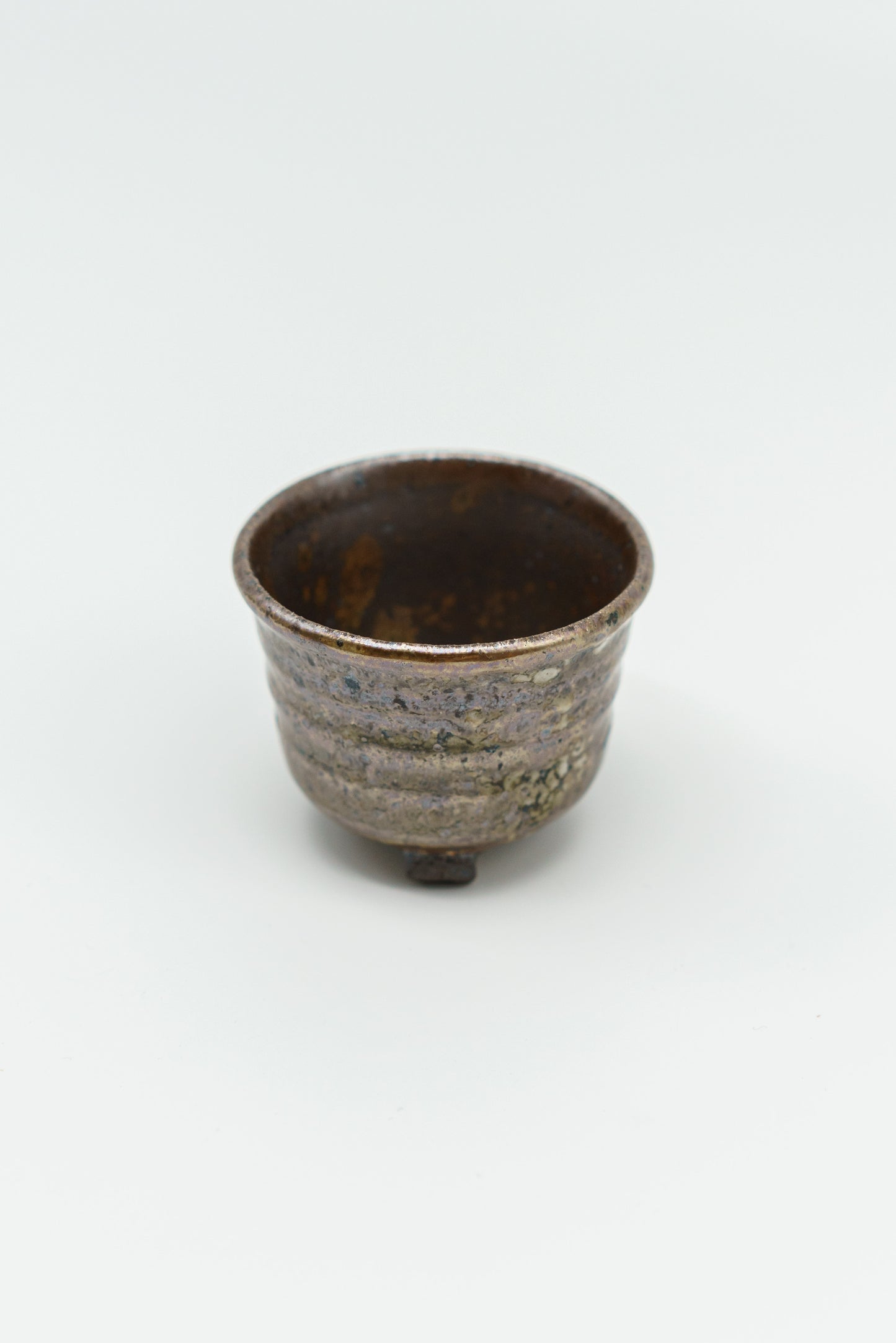 Metallic Brown Three-footed Planter