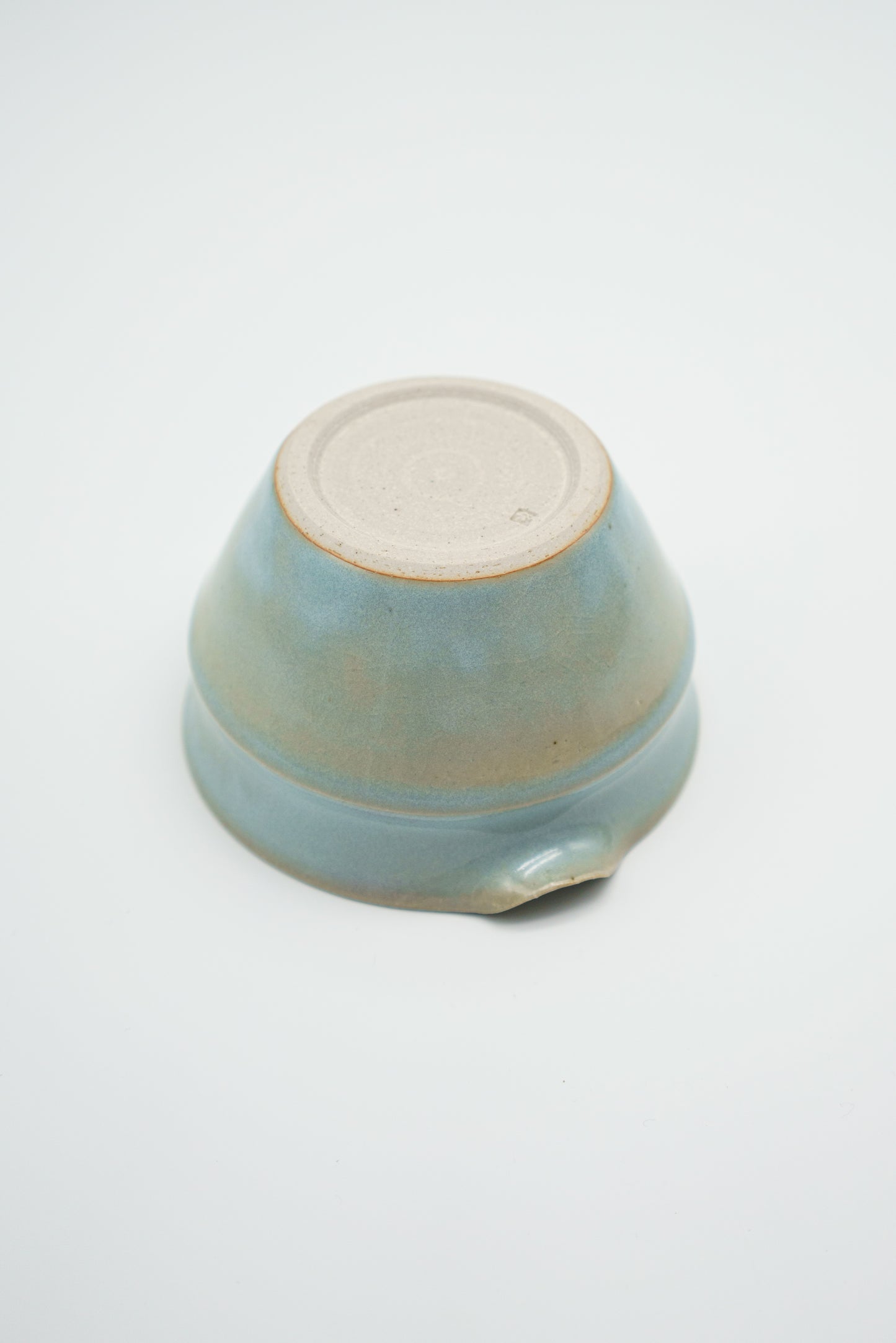 Collared Matcha Bowl in Icy Crackle Blue