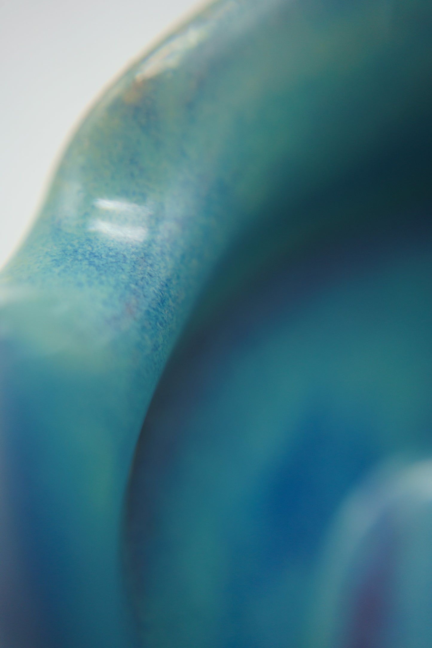 Collared Matcha Bowl in Cerulean