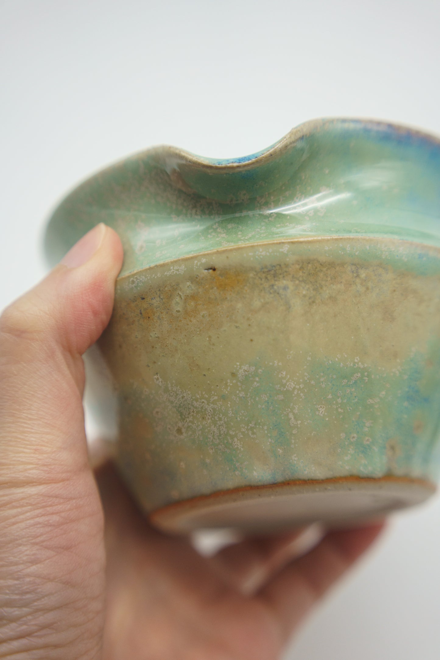 Collared Matcha Bowl in Cerulean