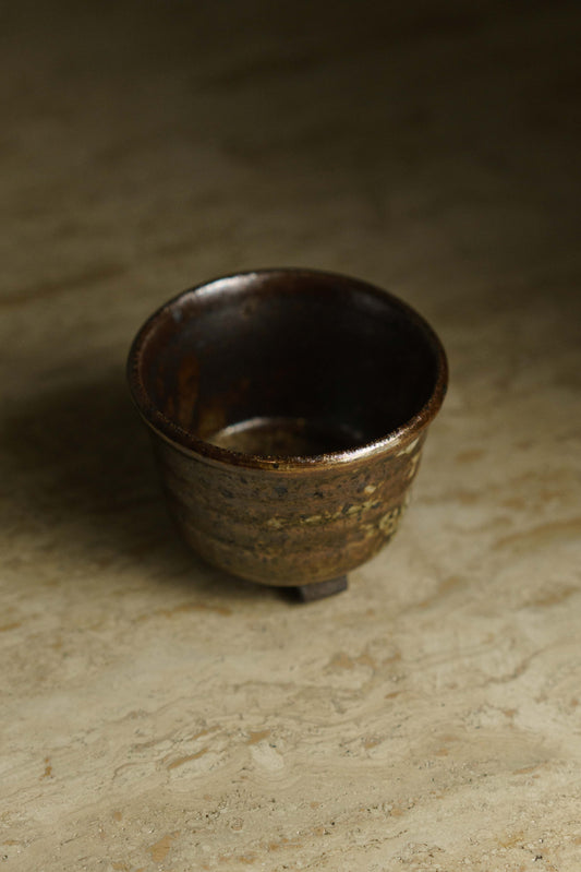 Metallic Brown Three-footed Planter