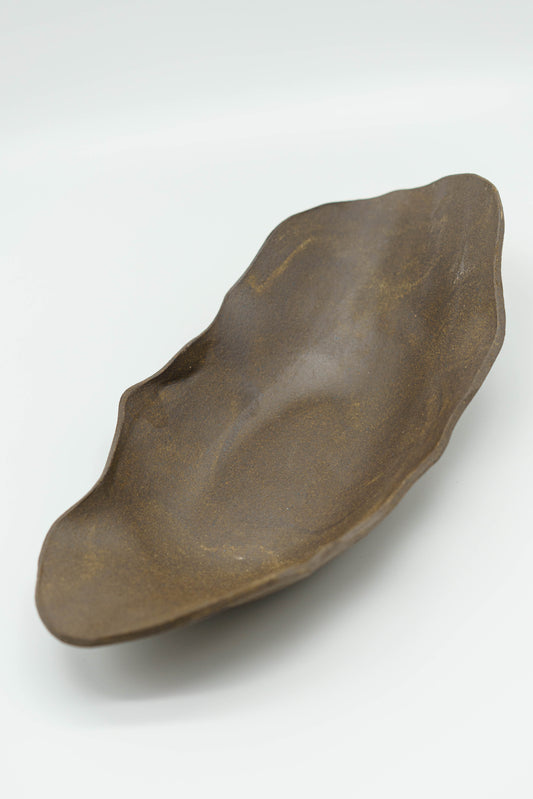 Large Earthen Vessel in Marbled Brown Clay