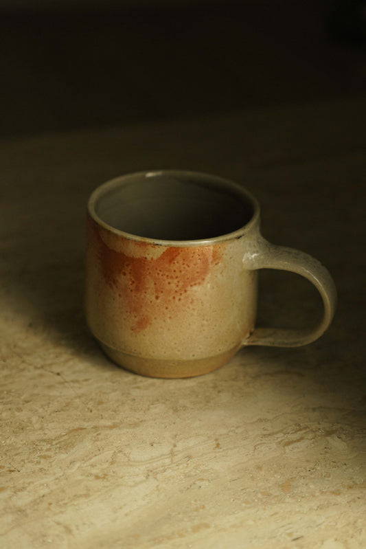 Ceramic mug with white and brown glaze