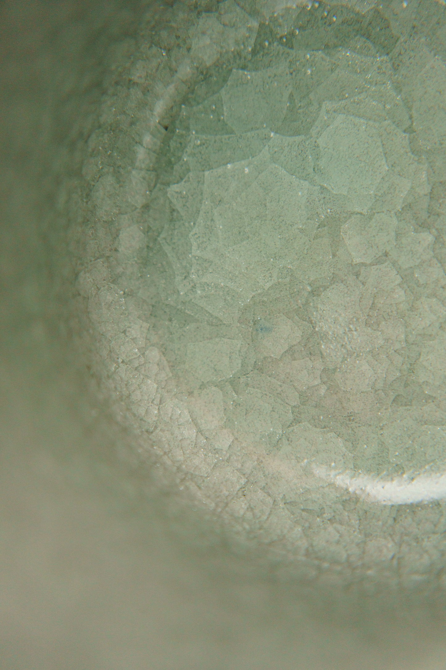 Tall Strawberry Mug in Light Blue-Green Ice Crack