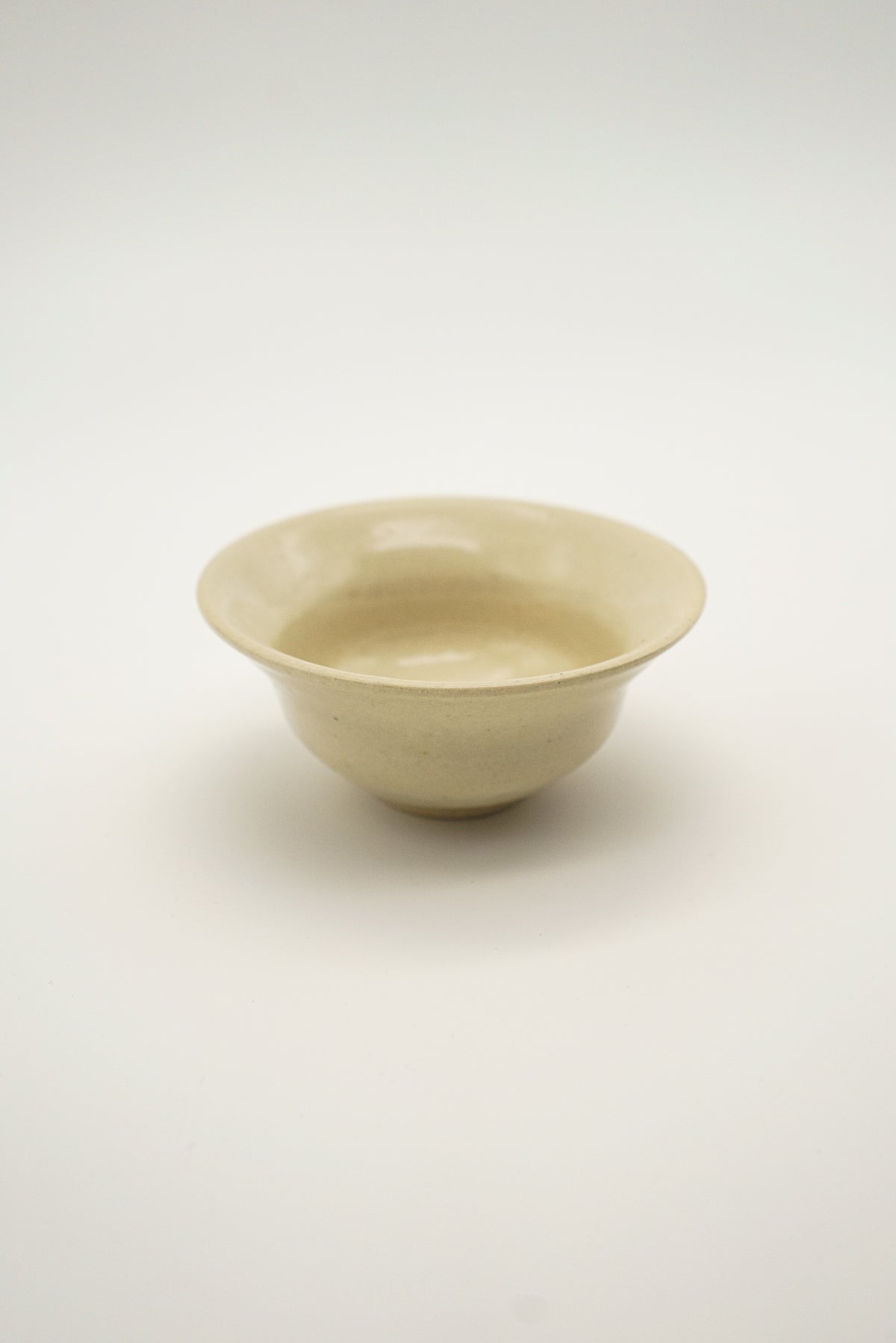 Flared Mouth Creamy Ice Cream Bowl