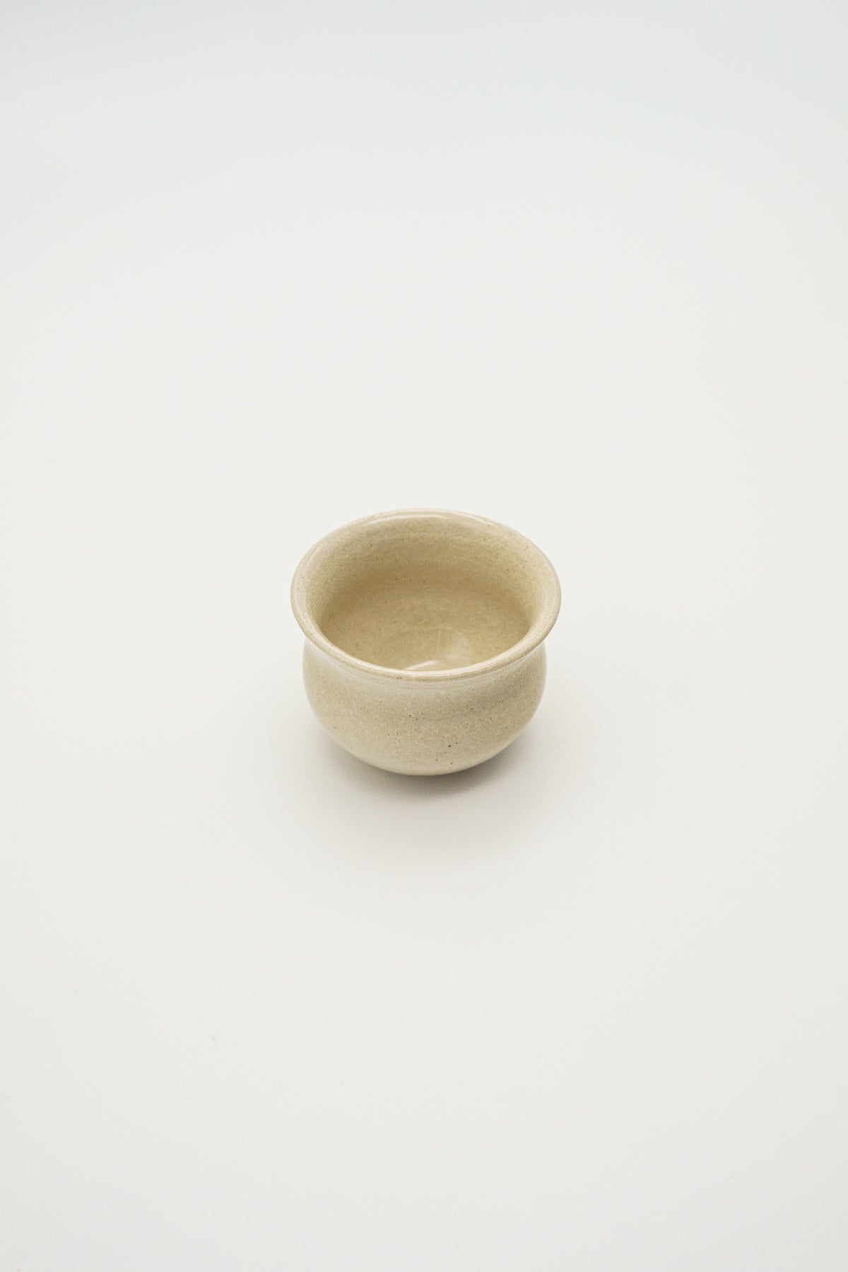 Small Teacup in Cream