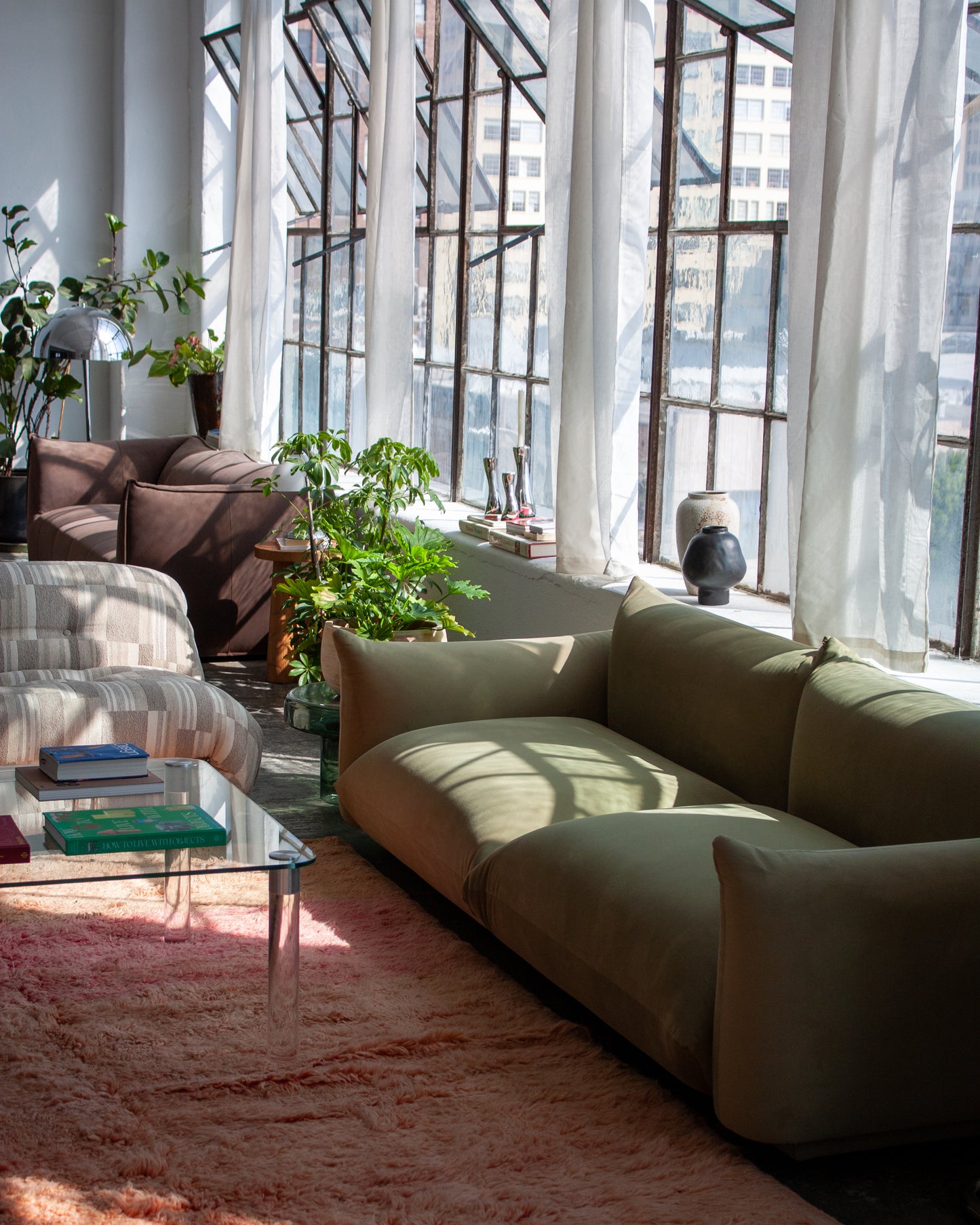 sofa sculpting session @ dupe